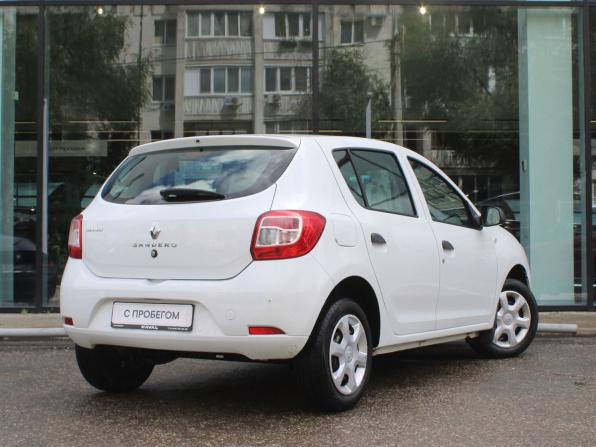 Renault Sandero II с пробегом 2018 года, цена 895 000 рублей, 47061 км, хэтчбек, Автокод Объявления