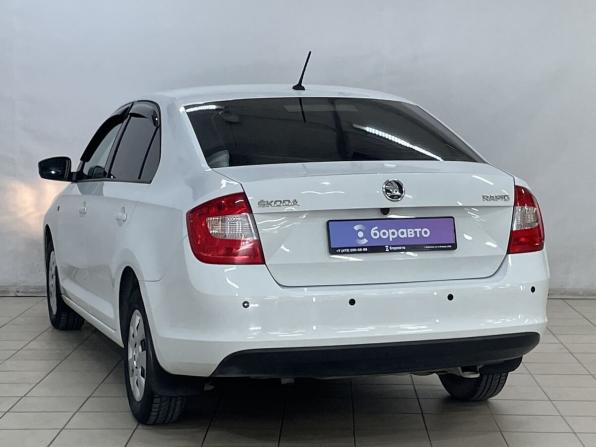Skoda Rapid I с пробегом 2015 года, цена 949 000 рублей, 168053 км, лифтбек, Автокод Объявления