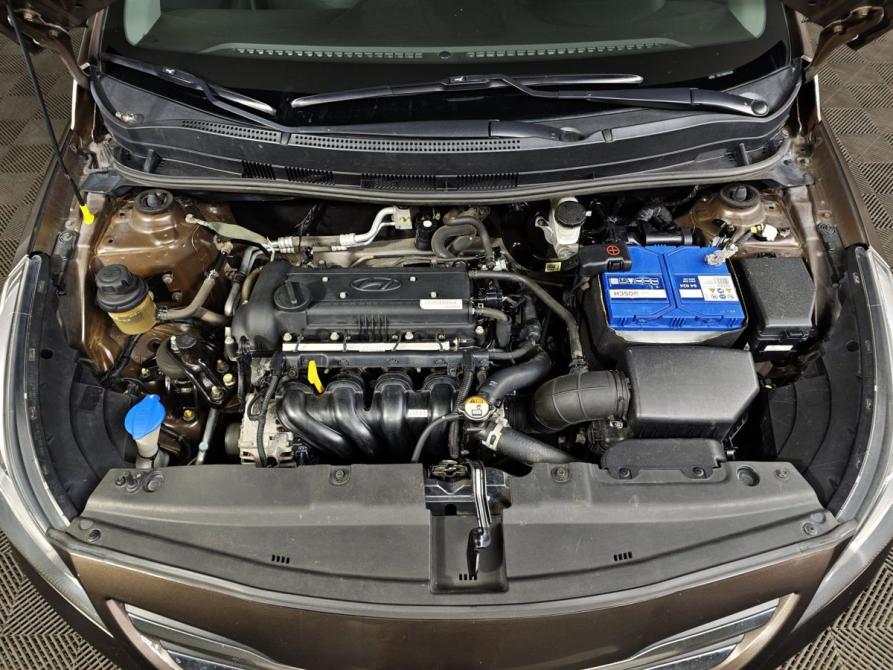 Hyundai Solaris I Рестайлинг Москва  - изображение 11