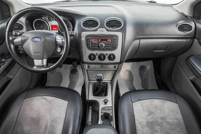 Ford Focus II Рестайлинг с пробегом 2010 года, цена 529 000 рублей, 214000 км, хэтчбек, Автокод Объявления