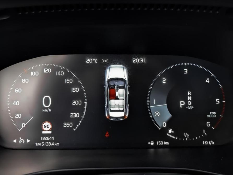 Volvo XC40 I Москва  - изображение 16