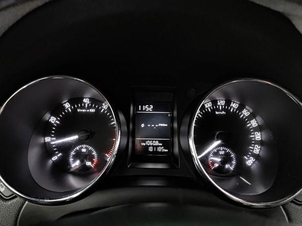 Skoda Yeti I Рестайлинг с пробегом 2016 года, цена 1 210 000 рублей, 181181 км, внедорожник, Автокод Объявления