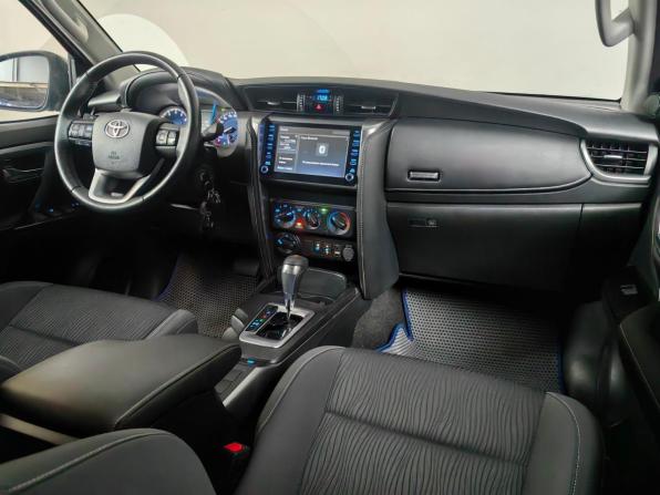 Toyota Fortuner II Рестайлинг с пробегом 2021 года, цена 3 723 000 рублей, 157597 км, внедорожник, Автокод Объявления
