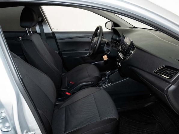 Hyundai Solaris II Рестайлинг с пробегом 2020 года, цена 1 568 000 рублей, 130330 км, седан, Автокод Объявления