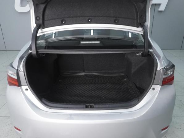 Toyota Corolla XI (E160 E170 E180) Рестайлинг 1 с пробегом 2018 года, цена 1 670 000 рублей, 166313 км, седан, Автокод Объявления