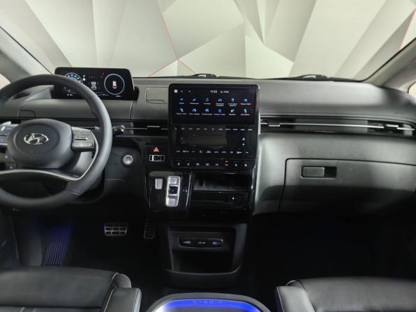 Hyundai Staria I с пробегом 2021 года, цена 4 750 000 рублей, 66583 км, минивэн, Автокод Объявления