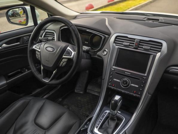 Ford Mondeo V с пробегом 2016 года, цена 1 850 777 рублей, 75000 км, седан, Автокод Объявления