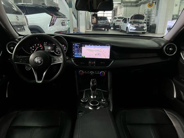 Alfa Romeo Giulia II (952) Рестайлинг с пробегом 2019 года, цена 1 990 000 рублей, 101958 км, седан, Автокод Объявления
