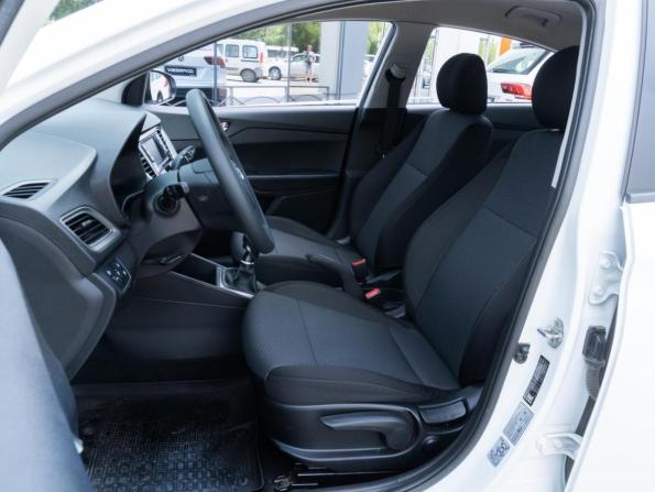 Hyundai Solaris II Рестайлинг с пробегом 2021 года, цена 1 340 000 рублей, 46848 км, седан, Автокод Объявления