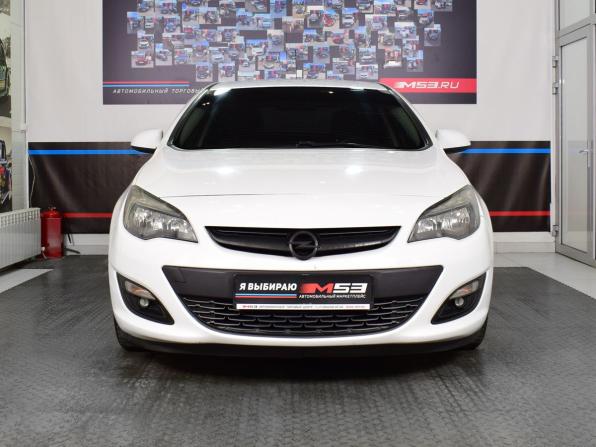 Opel Astra J Рестайлинг с пробегом 2014 года, цена 945 995 рублей, 116605 км, седан, Автокод Объявления