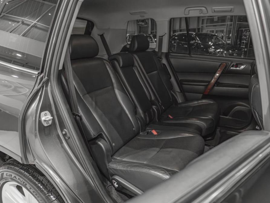 Toyota Highlander II (XU40) Рестайлинг Мурманск  - изображение 7