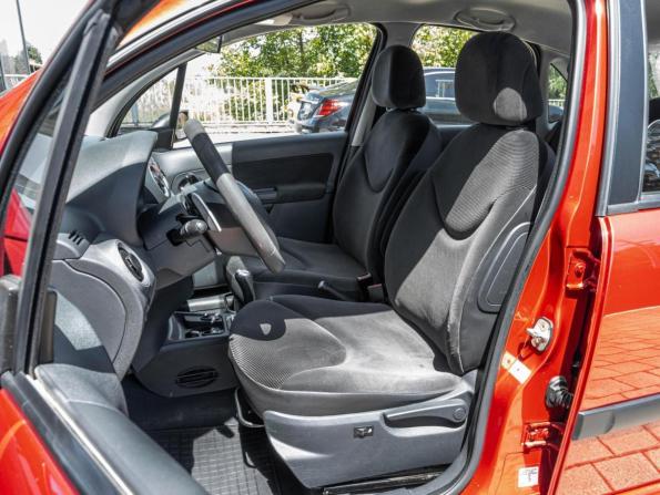 Citroen C3 I Рестайлинг с пробегом 2006 года, цена 369 000 рублей, 173506 км, хэтчбек, Автокод Объявления