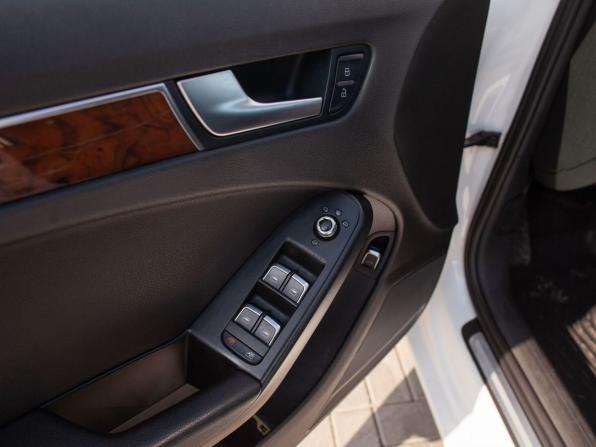 Audi A4 IV (B8) Рестайлинг с пробегом 2012 года, цена 1 280 000 рублей, 203020 км, седан, Автокод Объявления