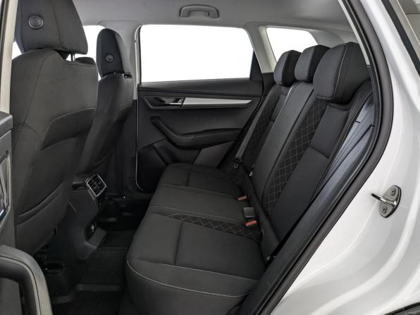 Skoda Karoq I с пробегом 2021 года, цена 2 680 000 рублей, 57784 км, внедорожник, Автокод Объявления