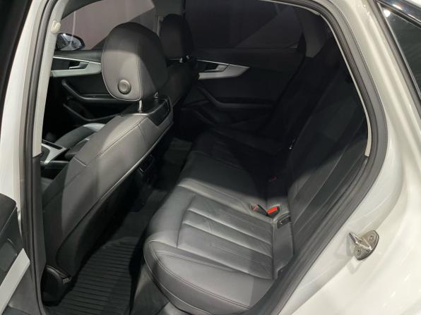 Audi A4 V (B9) Рестайлинг с пробегом 2020 года, цена 3 340 000 рублей, 125178 км, седан, Автокод Объявления