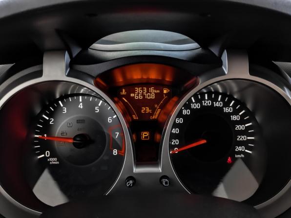 Nissan Juke I Рестайлинг с пробегом 2017 года, цена 1 535 000 рублей, 36285 км, внедорожник, Автокод Объявления