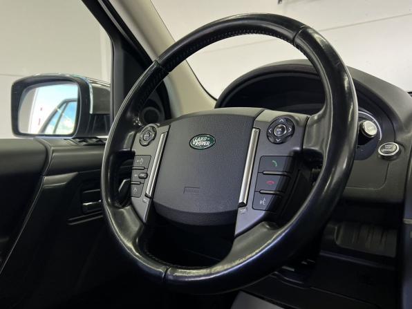 Land Rover Freelander II Рестайлинг 2 с пробегом 2014 года, цена 1 629 000 рублей, 214365 км, внедорожник, Автокод Объявления
