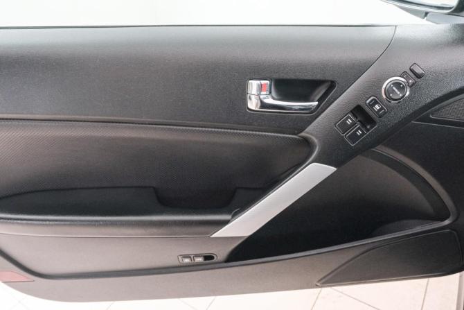 Hyundai Genesis Coupe I с пробегом 2010 года, цена 1 349 000 рублей, 139360 км, купе, Автокод Объявления