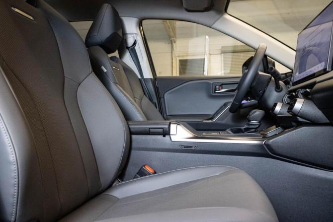 Toyota RAV4 VI (XA60) с пробегом 2026 года, цена 4 000 000 рублей, 44 км, внедорожник, Автокод Объявления