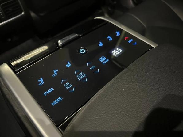Toyota Camry VIII (XV70) с пробегом 2019 года, цена 2 790 000 рублей, 175000 км, седан, Автокод Объявления