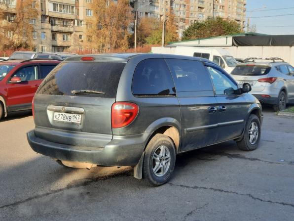 Chrysler Town &amp; Country IV Рестайлинг с пробегом 2005 года, цена 458 000 рублей, 257000 км, минивэн, Автокод Объявления