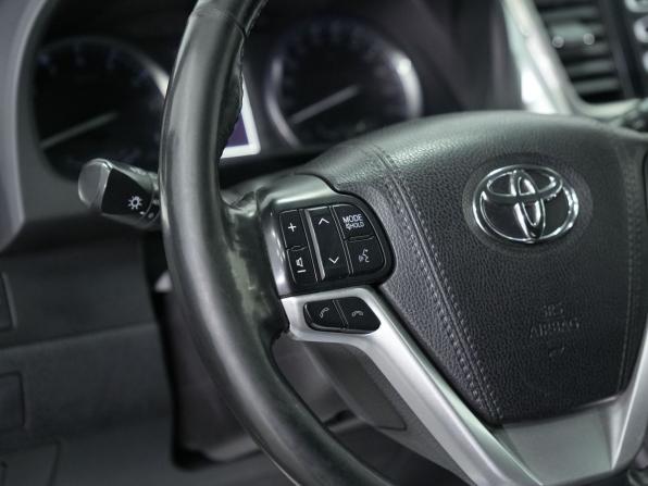 Toyota Highlander III (XU50) Рестайлинг с пробегом 2018 года, цена 3 949 000 рублей, 160492 км, внедорожник, Автокод Объявления