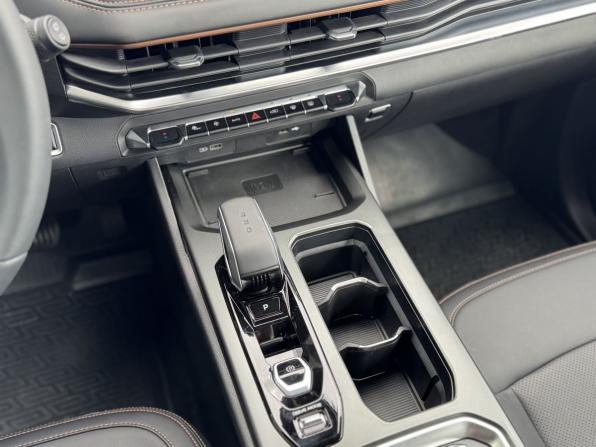 Geely Okavango I Рестайлинг с пробегом 2024 года, цена 2 865 000 рублей, 645 км, внедорожник, Автокод Объявления