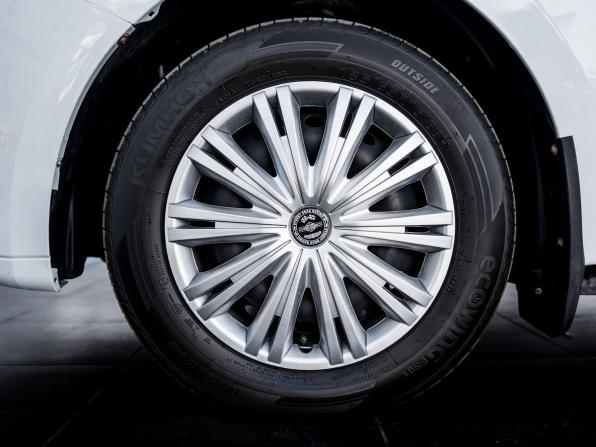 Renault Logan II Рестайлинг с пробегом 2019 года, цена 590 000 рублей, 156130 км, седан, Автокод Объявления