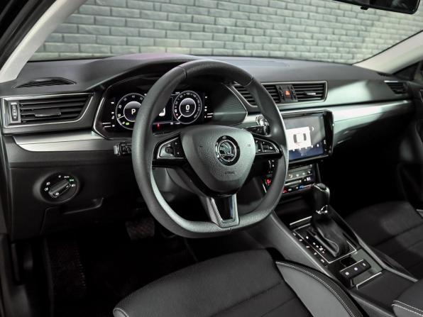 Skoda Superb III Рестайлинг с пробегом 2025 года, цена 3 200 000 рублей, 66 км, лифтбек, Автокод Объявления