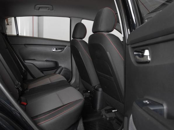 Kia Rio IV Рестайлинг с пробегом 2021 года, цена 1 795 000 рублей, 84299 км, хэтчбек, Автокод Объявления