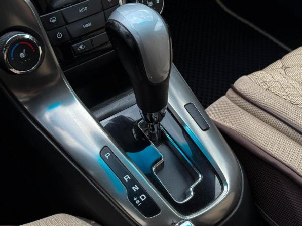Chevrolet Cruze I Рестайлинг с пробегом 2014 года, цена 849 000 рублей, 173036 км, хэтчбек, Автокод Объявления