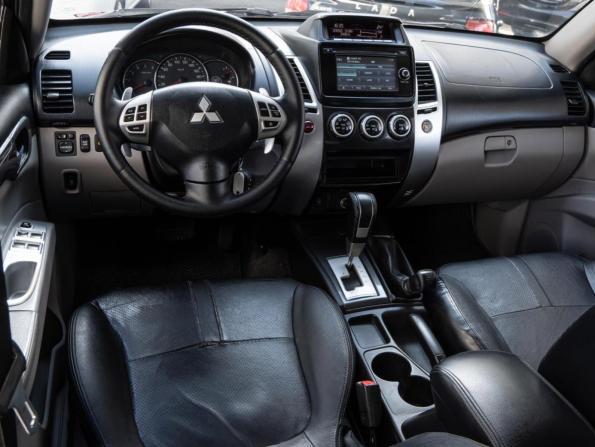 Mitsubishi Pajero Sport II Рестайлинг с пробегом 2015 года, цена 1 799 000 рублей, 200875 км, внедорожник, Автокод Объявления