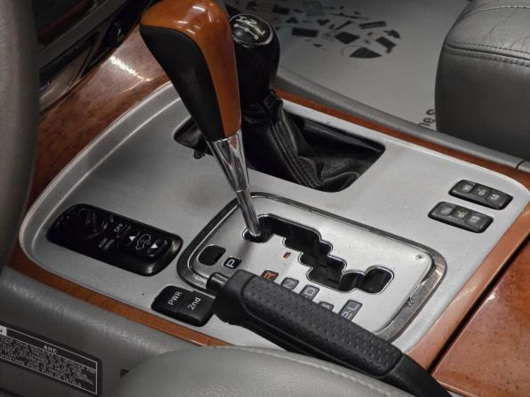 Lexus LX II Рестайлинг с пробегом 2003 года, цена 1 925 000 рублей, 306000 км, внедорожник, Автокод Объявления