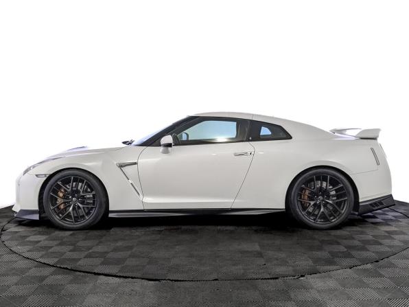 Nissan GT-R I Рестайлинг 3 с пробегом 2017 года, цена 17 000 000 рублей, 2136 км, купе, Автокод Объявления