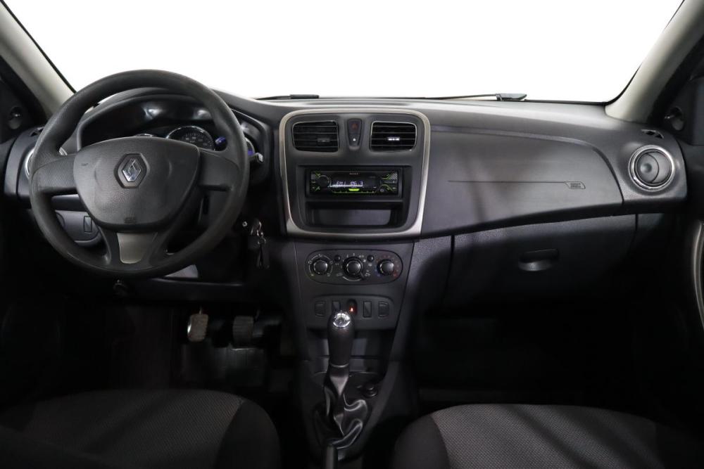 Renault Logan II Санкт-Петербург  - изображение 9