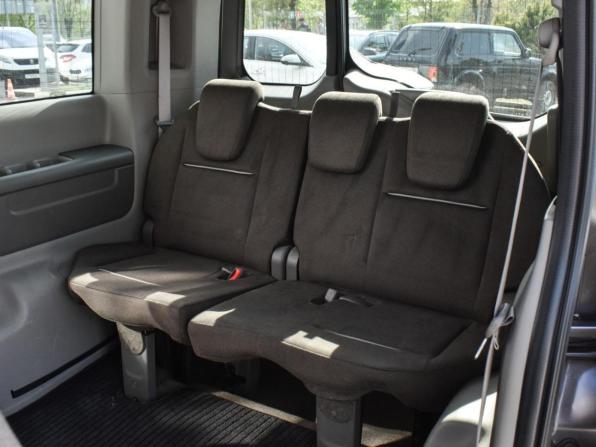 Honda Stepwgn V с пробегом 2015 года, цена 1 480 000 рублей, 266158 км, минивэн, Автокод Объявления