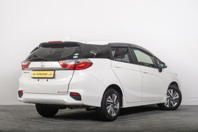 Honda Shuttle II с пробегом 2016 года, цена 1 329 000 рублей, 185000 км, универсал, Автокод Объявления