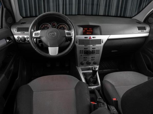 Opel Astra H Рестайлинг с пробегом 2010 года, цена 669 000 рублей, 237440 км, универсал, Автокод Объявления