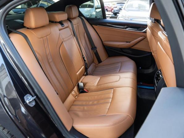 BMW 5 серии VII (G30/G31/G38) Рестайлинг с пробегом 2021 года, цена 5 830 000 рублей, 40949 км, седан, Автокод Объявления