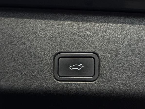 Geely Monjaro I с пробегом 2024 года, цена 3 550 000 рублей, 44000 км, внедорожник, Автокод Объявления
