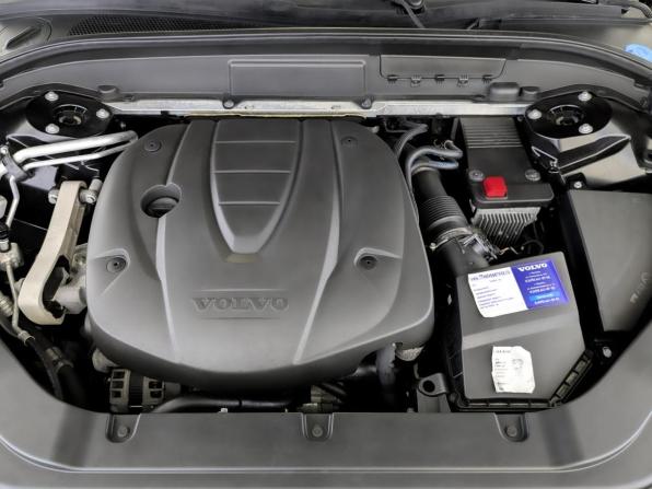 Volvo XC60 II с пробегом 2018 года, цена 3 390 000 рублей, 93039 км, внедорожник, Автокод Объявления