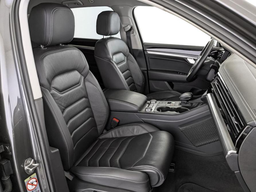 Volkswagen Touareg III Москва  - изображение 23