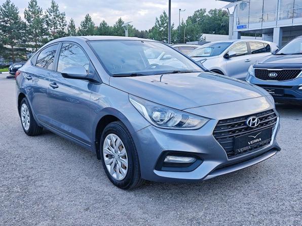 Hyundai Solaris II с пробегом 2018 года, цена 1 320 000 рублей, 116717 км, седан, Автокод Объявления