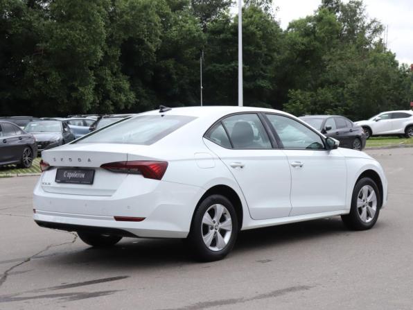 Skoda Octavia IV (A8) с пробегом 2021 года, цена 2 299 000 рублей, 66981 км, лифтбек, Автокод Объявления