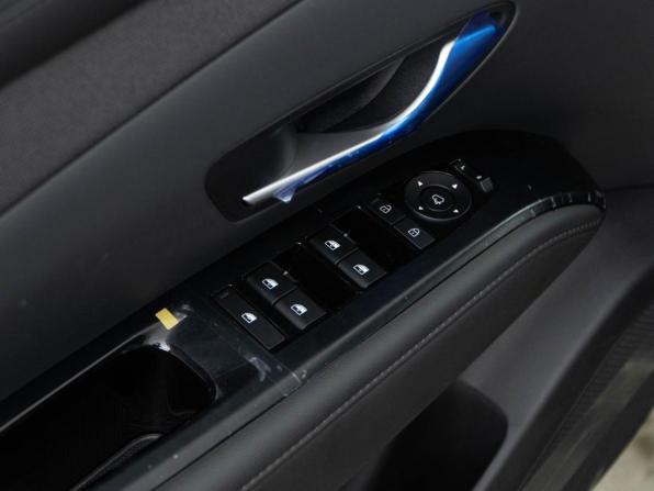 Hyundai Tucson IV Рестайлинг с пробегом 2026 года, цена 4 899 077 рублей, 13 км, внедорожник, Автокод Объявления