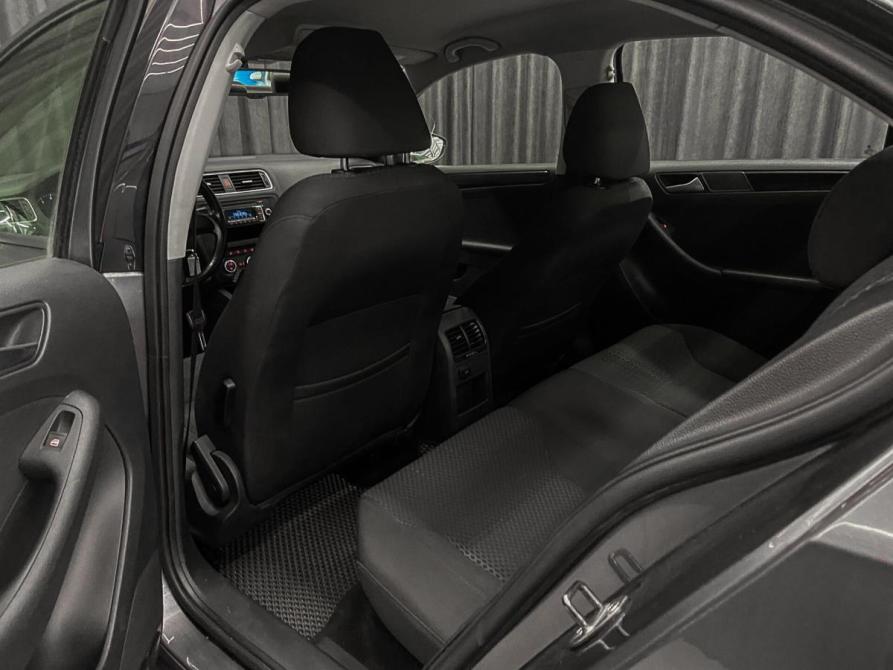 Volkswagen Jetta VI Красноярск  - изображение 14