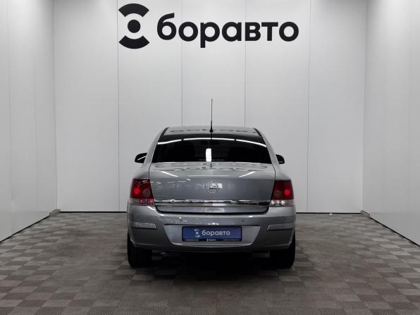 Opel Astra H Рестайлинг с пробегом 2012 года, цена 695 000 рублей, 140094 км, седан, Автокод Объявления