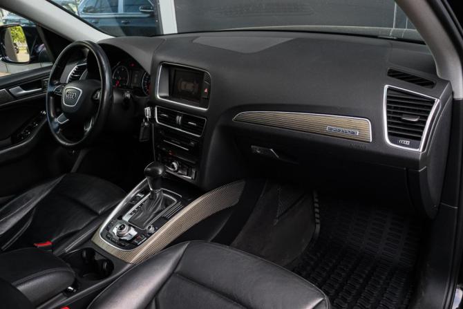 Audi Q5 I (8R) Рестайлинг с пробегом 2014 года, цена 2 350 000 рублей, 239558 км, внедорожник, Автокод Объявления