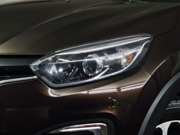 Renault Kaptur I с пробегом 2018 года, цена 1 643 000 рублей, 75002 км, внедорожник, Автокод Объявления