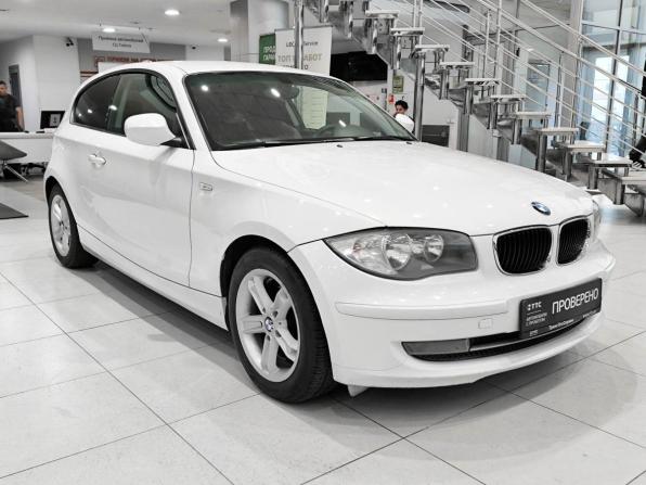BMW 1 серии I (E81/E82/E87/E88) Рестайлинг с пробегом 2011 года, цена 899 000 рублей, 198211 км, хэтчбек, Автокод Объявления